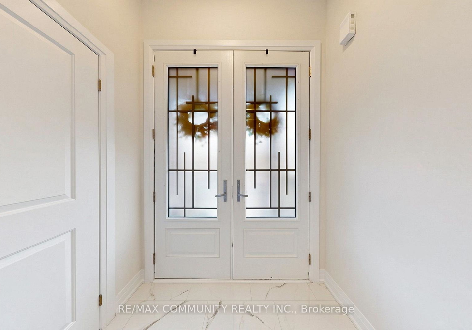 1034-skyridge-boulevard-pickering-ontario-e13854882