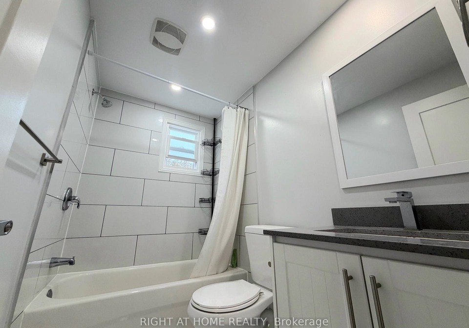 408-strathmore-boulevard-toronto-east-york-ontario-e13854936
