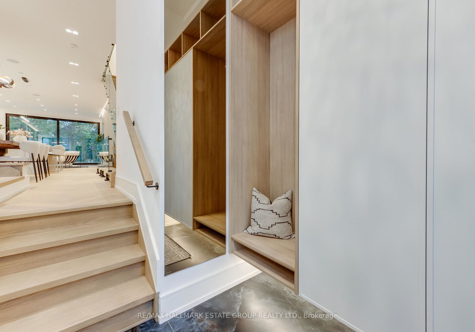 10-wheeler-avenue-toronto-toronto-ontario-e13854948