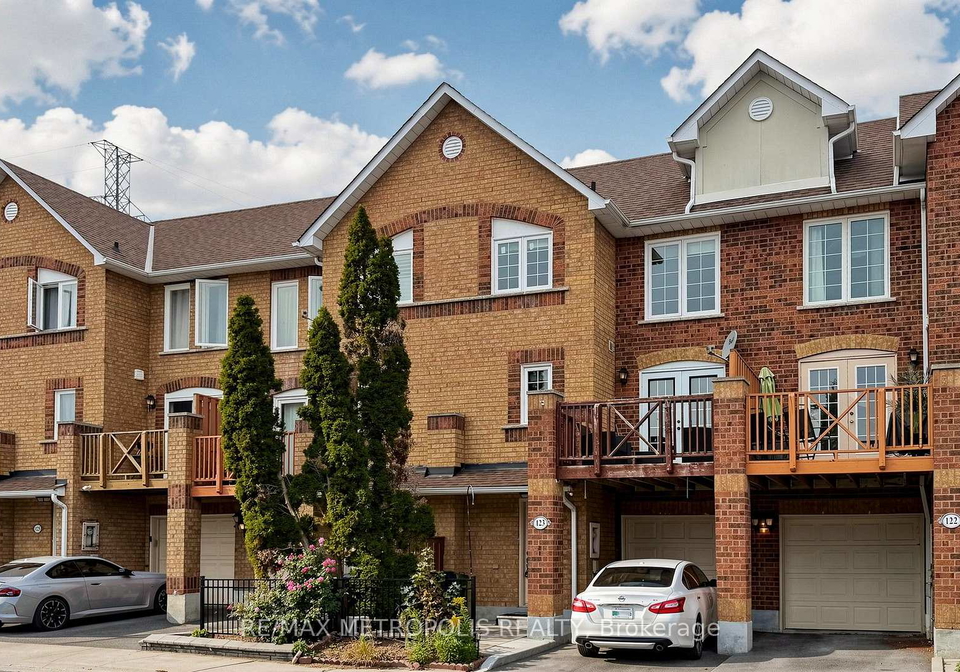 2-hedge-end-road-toronto-scarborough-ontario-e13855056