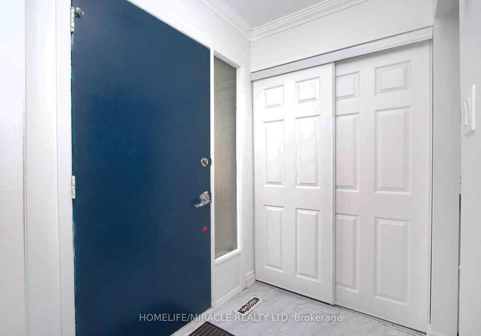 14-pilkington-crescent-n-whitby-ontario-e13855340