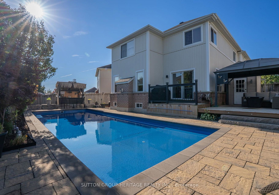 1318-meath-drive-oshawa-ontario-e13855362