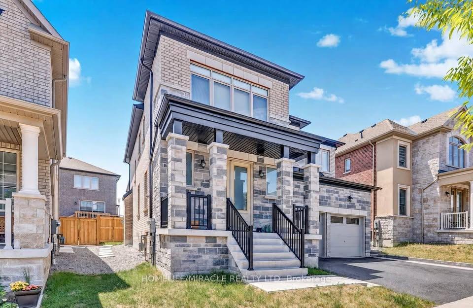 1006-pelican-trail-pickering-ontario-e13855446