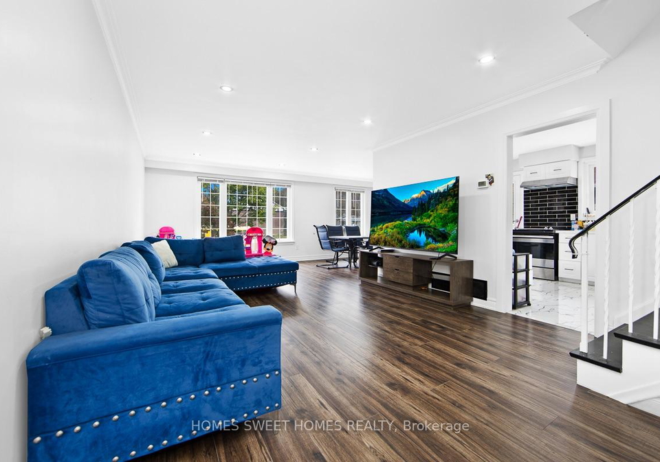 99-amberjack-boulevard-toronto-scarborough-ontario-e13856016