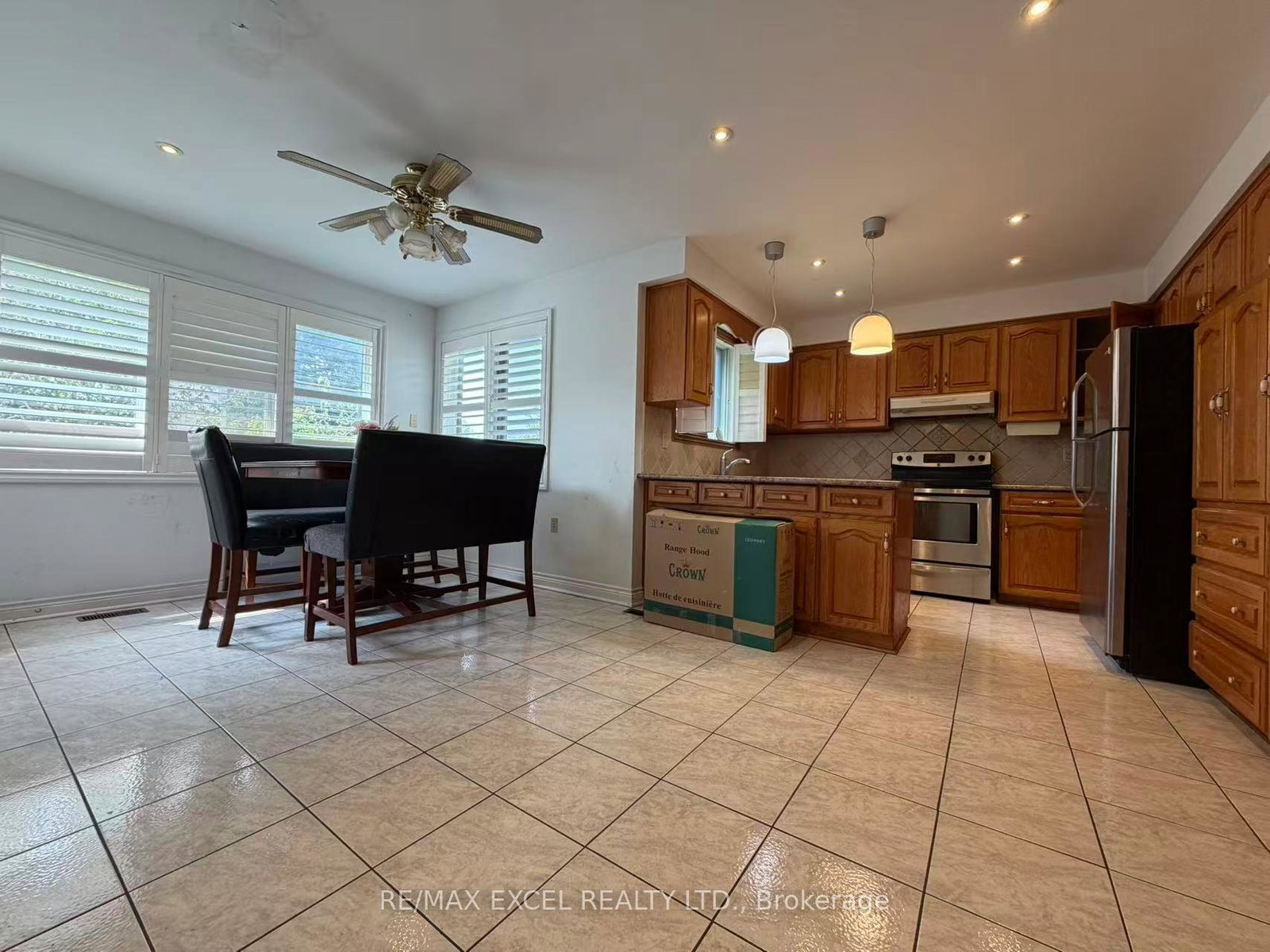 56-leafield-drive-toronto-scarborough-ontario-e13856572