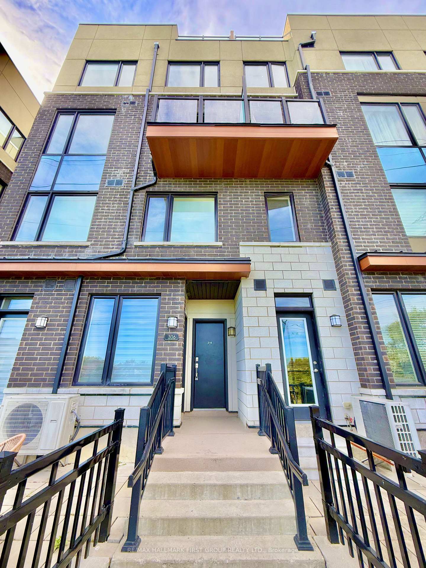 1555-kingston-road-pickering-ontario-e13857178