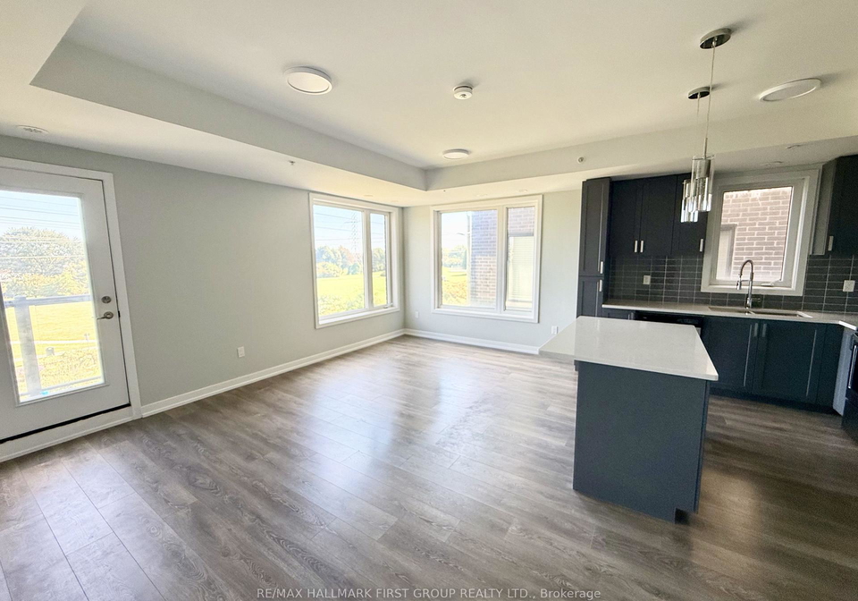 1555-kingston-road-pickering-ontario-e13857178