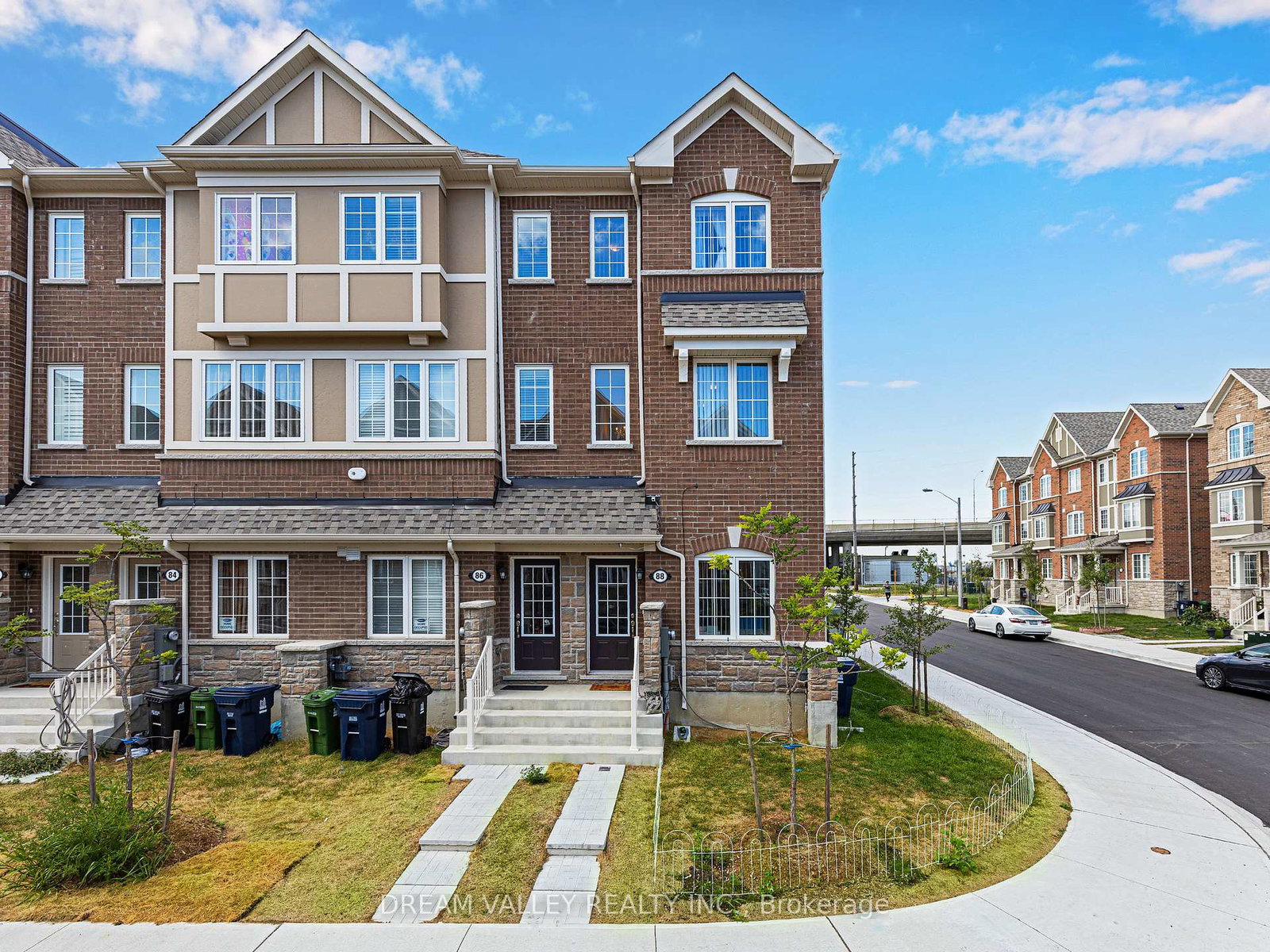 88-jolly-way-s-toronto-scarborough-ontario-e13857234