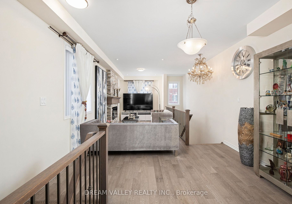 88-jolly-way-s-toronto-scarborough-ontario-e13857234
