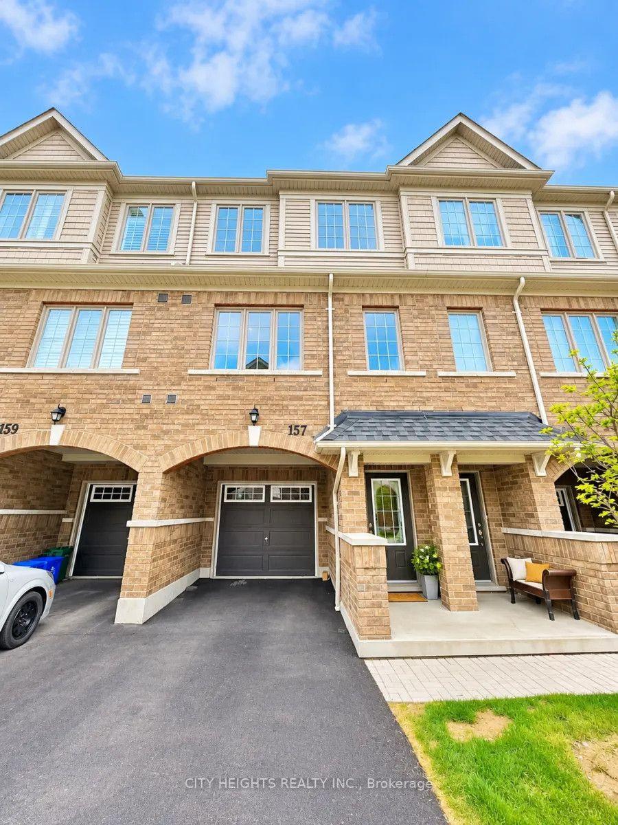 157-danzatore-path-oshawa-ontario-e13857442