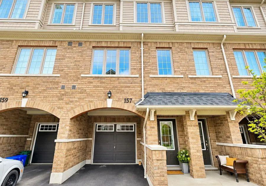 157-danzatore-path-oshawa-ontario-e13857442