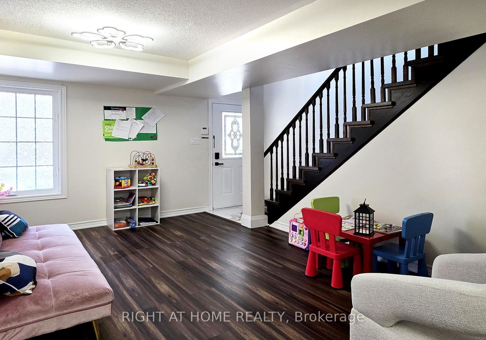 11-pottle-lane-ajax-ontario-e13857854