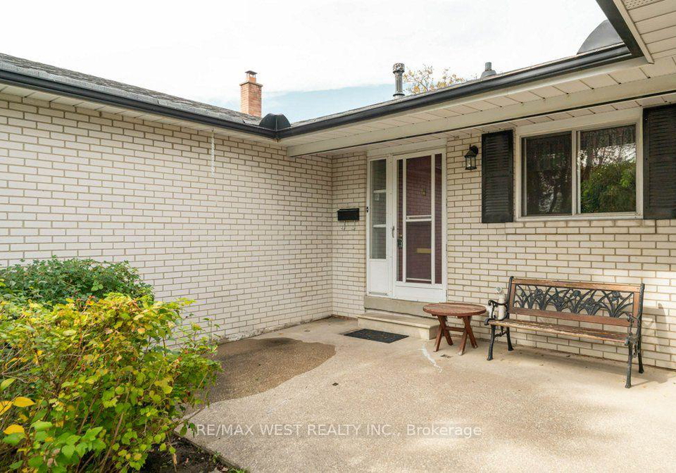 38-albacore-crescent-toronto-scarborough-ontario-e13858784