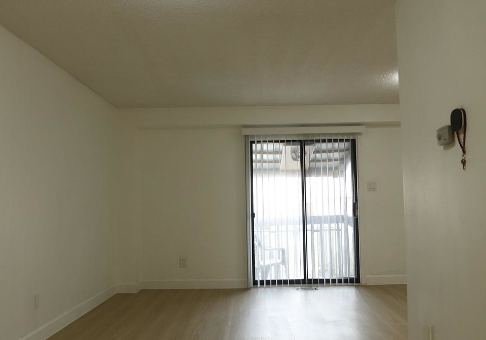 3-prosperity-pt-way-toronto-scarborough-ontario-e13859382