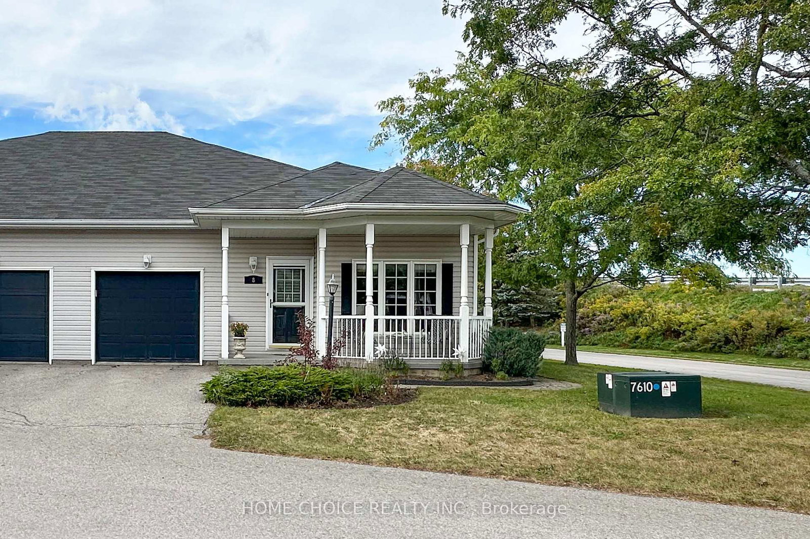 8-hinkley-trail-clarington-ontario-e13859670