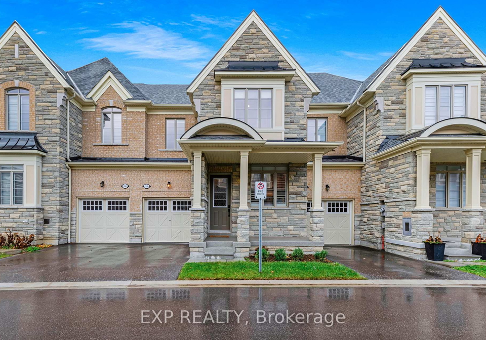 18-hough-lane-ajax-ontario-e13860950