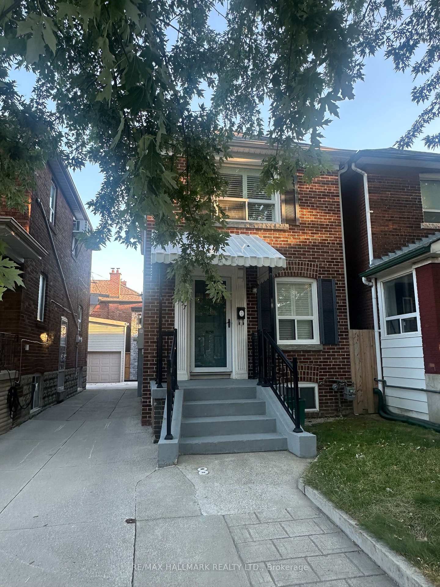 457-mortimer-avenue-toronto-east-york-ontario-e13863724