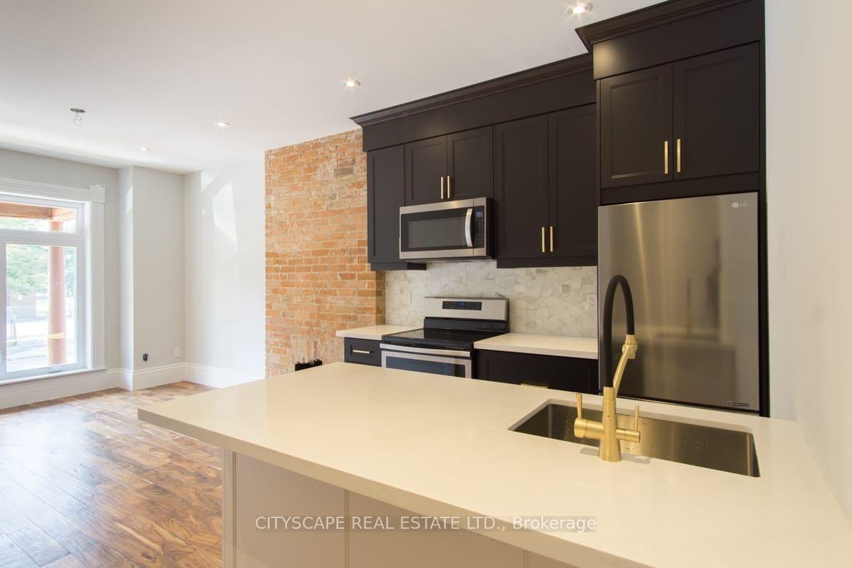 936-dundas-street-e-toronto-toronto-ontario-e13863884