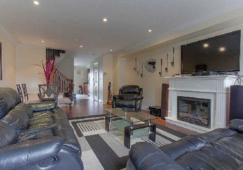 33-talbotshire-street-ajax-ontario-e2709672
