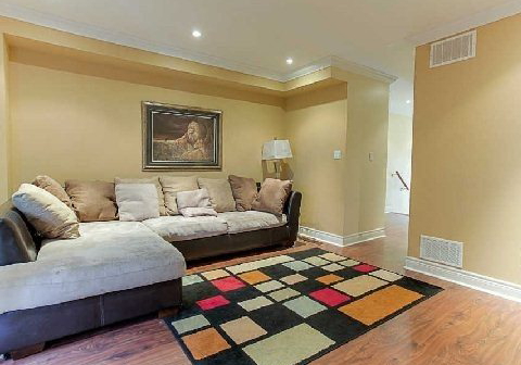 33-talbotshire-street-ajax-ontario-e2709672