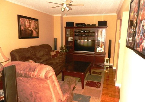 1-redmond-drive-ajax-ontario-e2709828