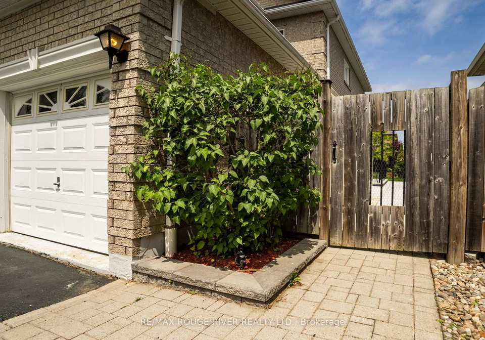 22-branstone-drive-whitby-ontario-e3366177