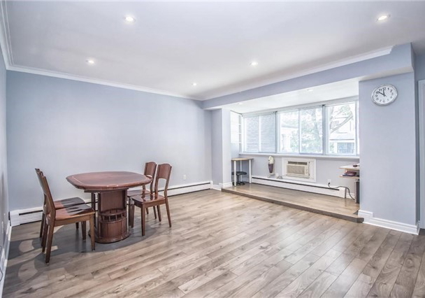 263-boston-avenue-toronto-ontario-e3517333