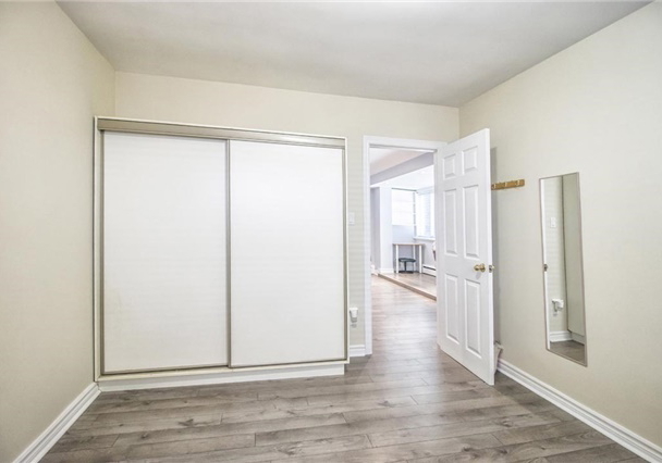 263-boston-avenue-toronto-ontario-e3517333