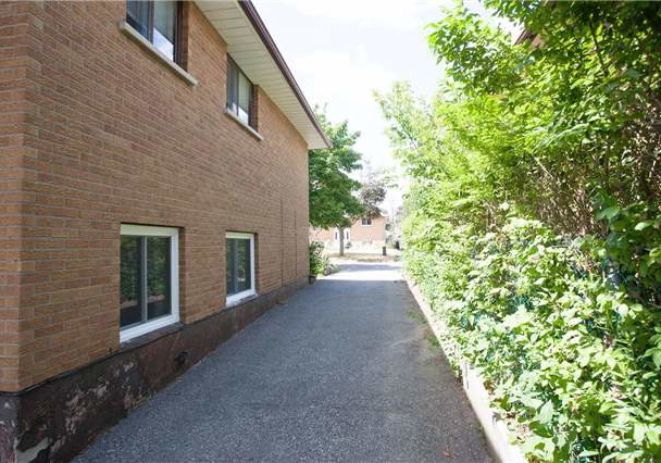 357-dwight-avenue-oshawa-ontario-e3560519