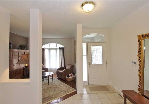11-byram-downs-street-ajax-ontario-e3608325