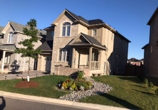 4-mosely-crescent-ajax-ontario-e3919420