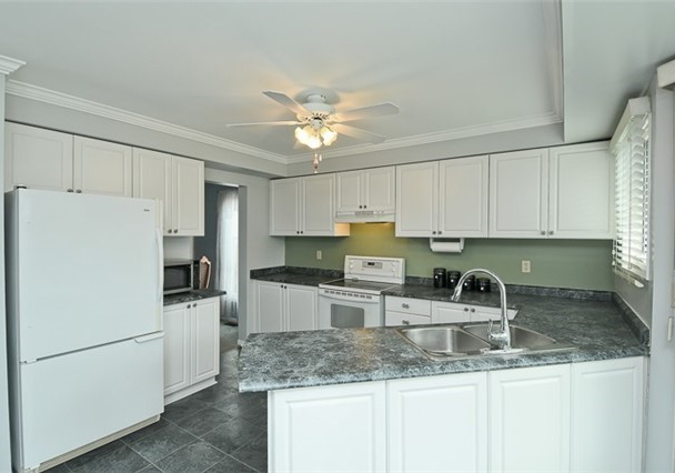 590-springview-drive-pickering-ontario-e4171112