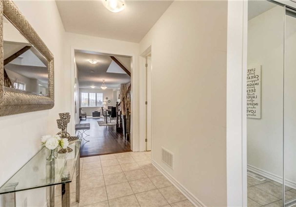 2412-moonlight-crescent-pickering-ontario-e4298716
