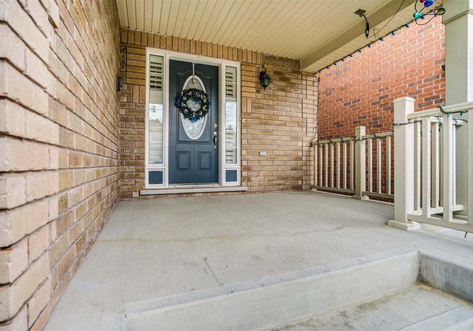 1824-parkhurst-crescent-pickering-ontario-e4343476