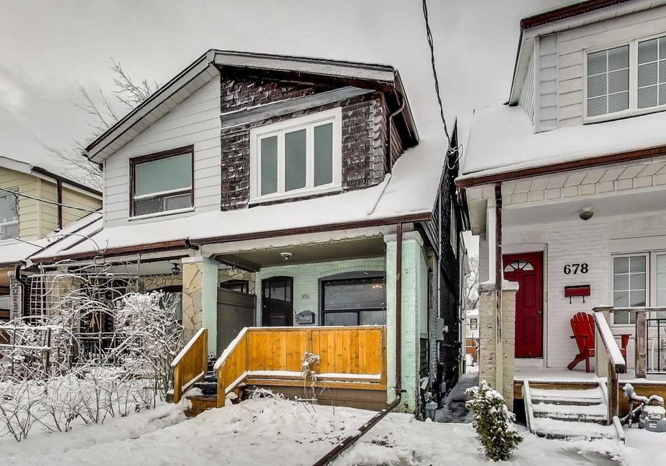 676-coxwell-avenue-toronto-ontario-e4359904