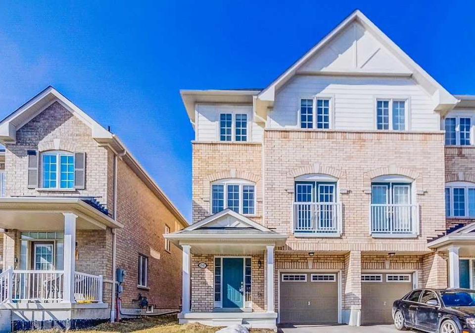 1542-bruny-avenue-pickering-ontario-e4389768