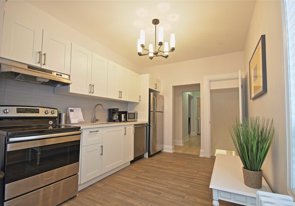 20-herbert-avenue-toronto-ontario-e4436487