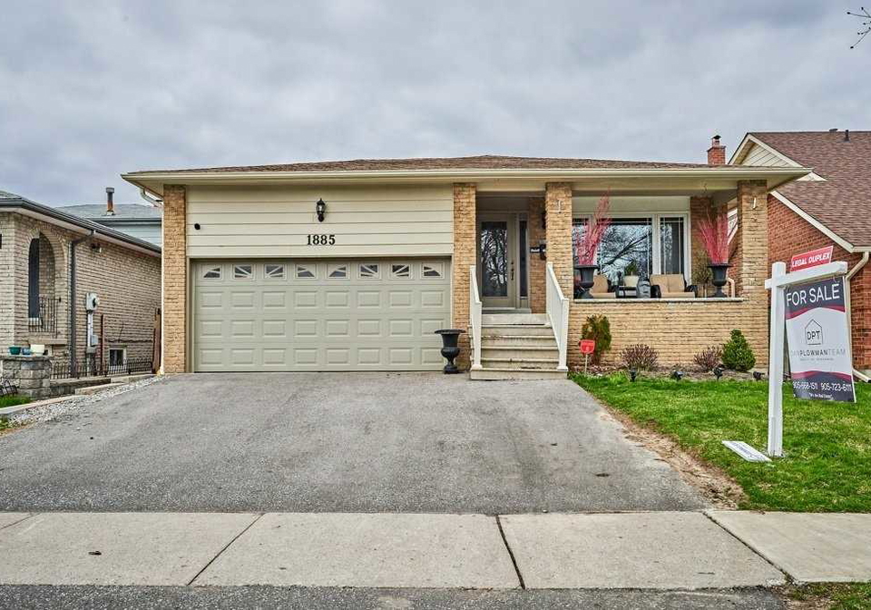 1885-rosefield-road-pickering-ontario-e4451602