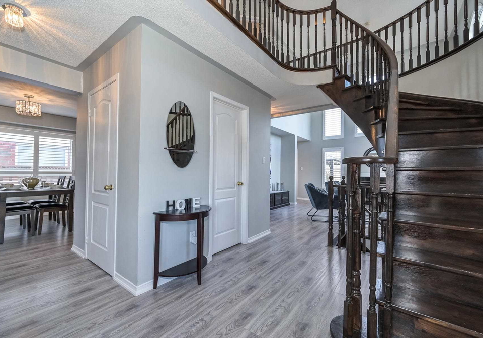 33-tweedie-crescent-whitby-ontario-e4685519