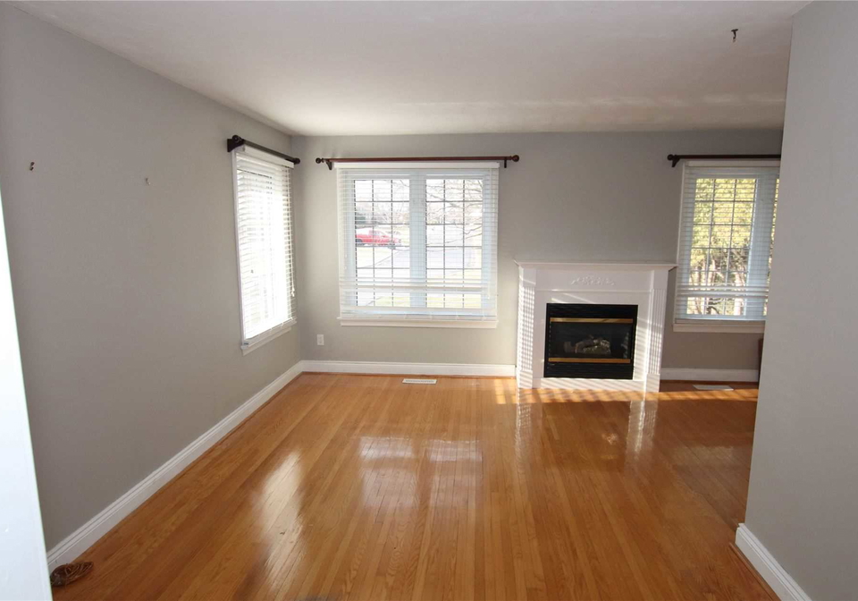 805-glengrove-street-oshawa-ontario-e4738984