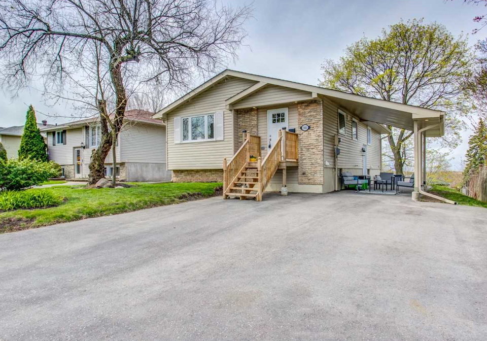 580-capilano-crescent-oshawa-ontario-e4757779