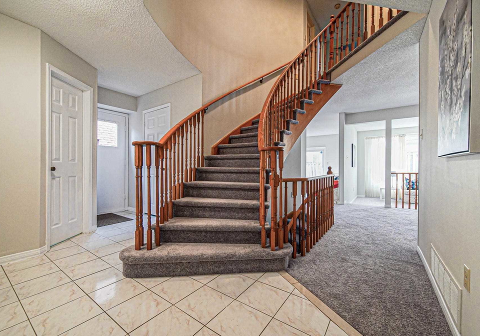 35-ravenscroft-road-ajax-ontario-e4767884