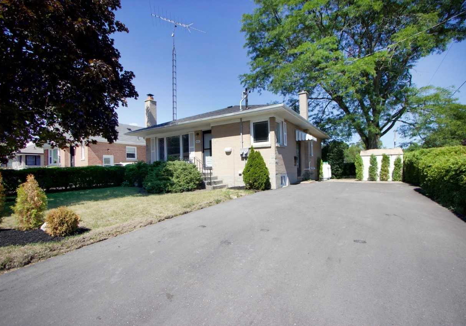 1053-somerville-street-oshawa-ontario-e4844739