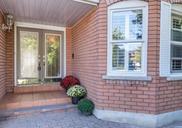 22-daines-drive-whitby-ontario-e4909274