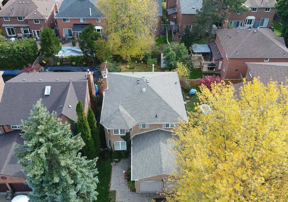 1059-riverview-crescent-pickering-ontario-e4963471