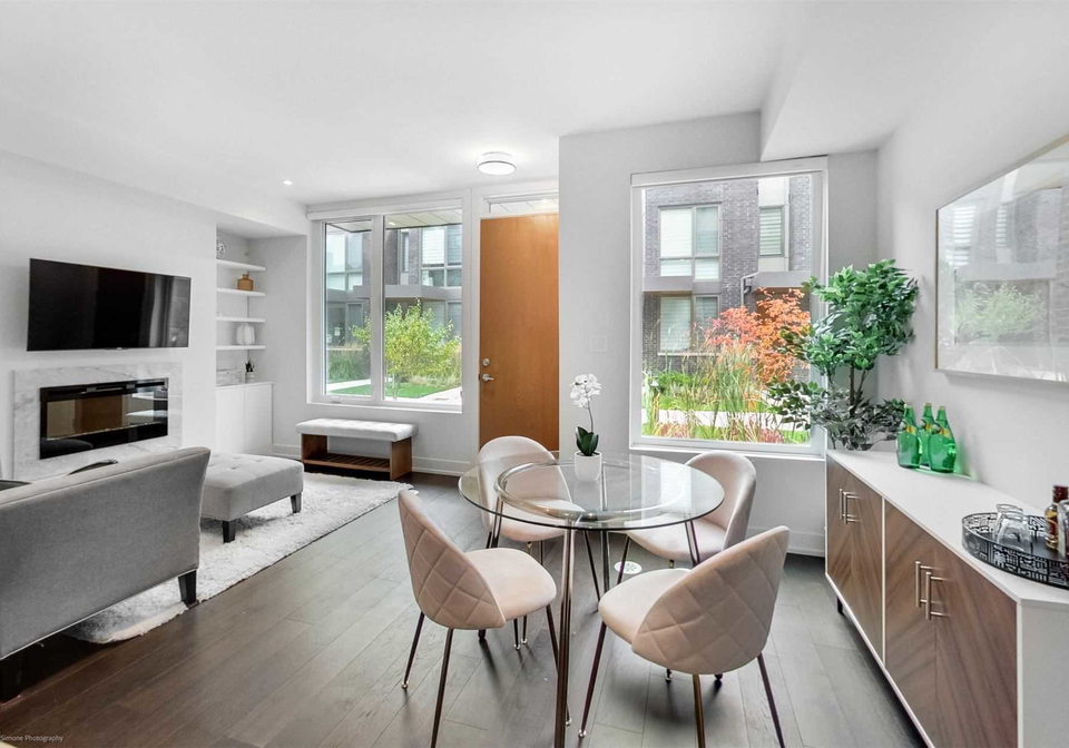 54-curzon-street-toronto-ontario-e4968502