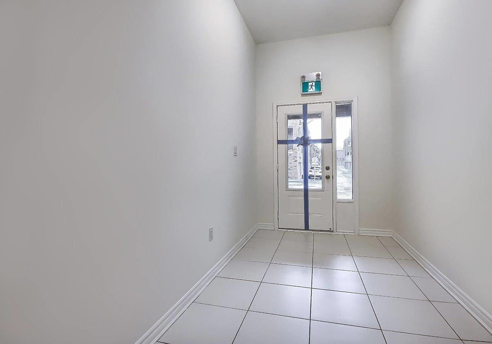 67-fiesta-way-whitby-ontario-e5079396
