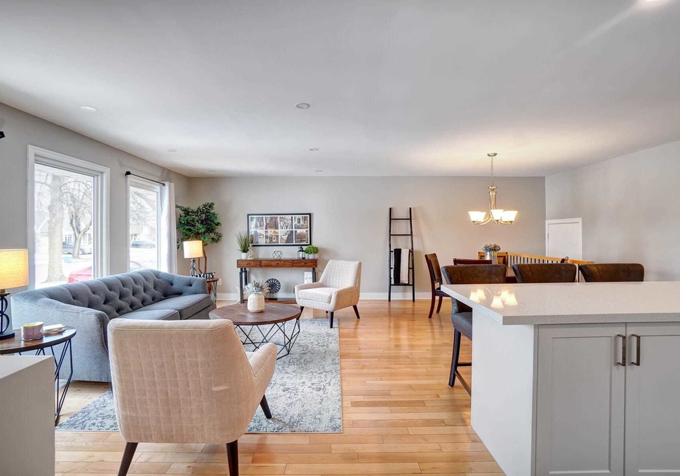 18-jermyn-street-whitby-ontario-e5102148
