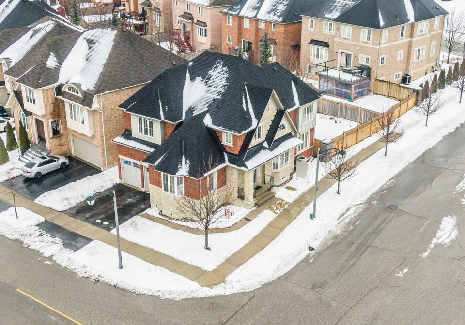3-elston-avenue-ajax-ontario-e5127204