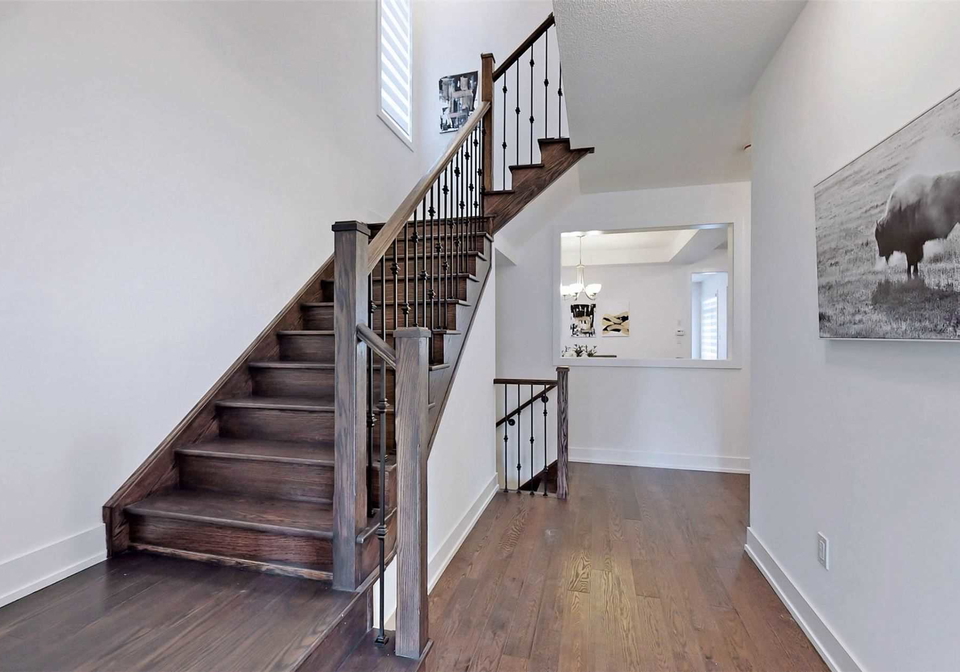 10-st-ives-crescent-whitby-ontario-e5148216